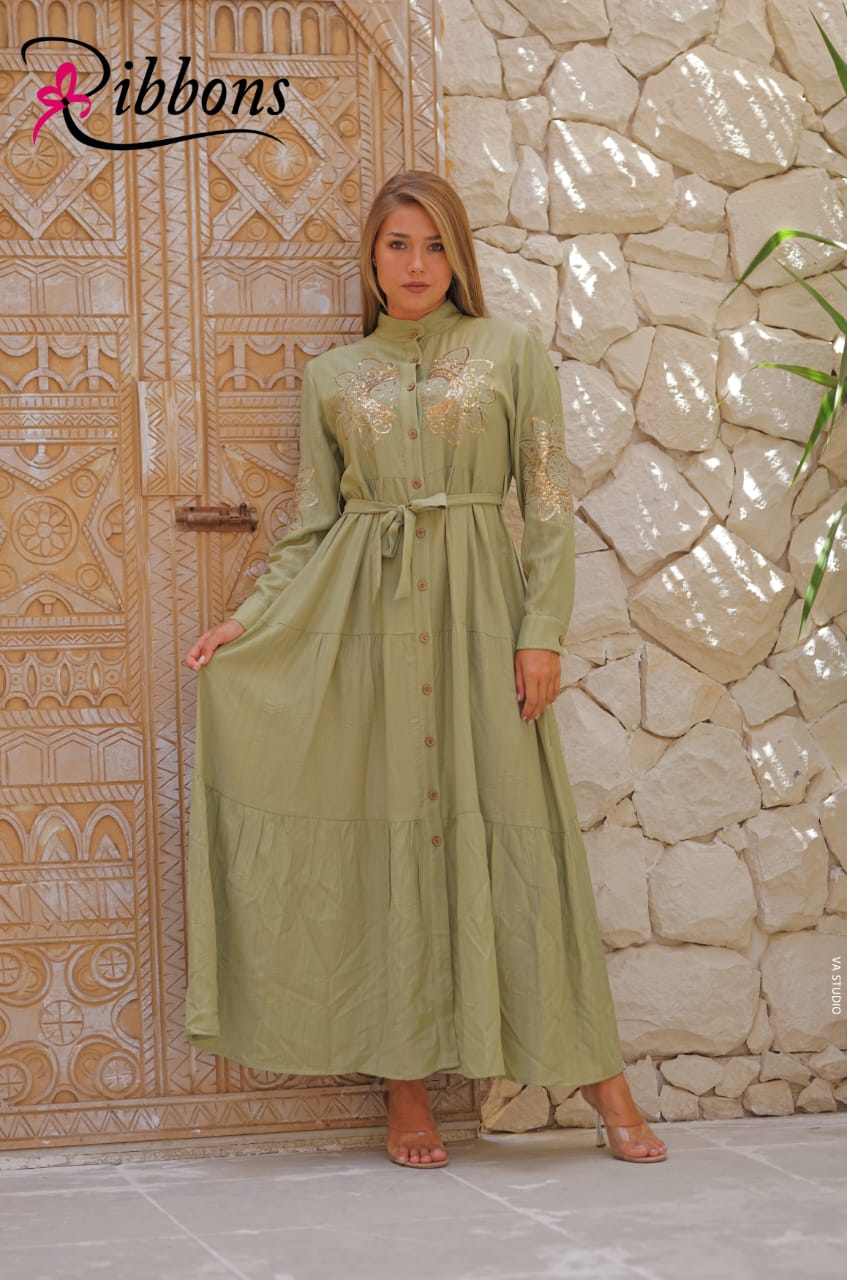 Embroidery dress