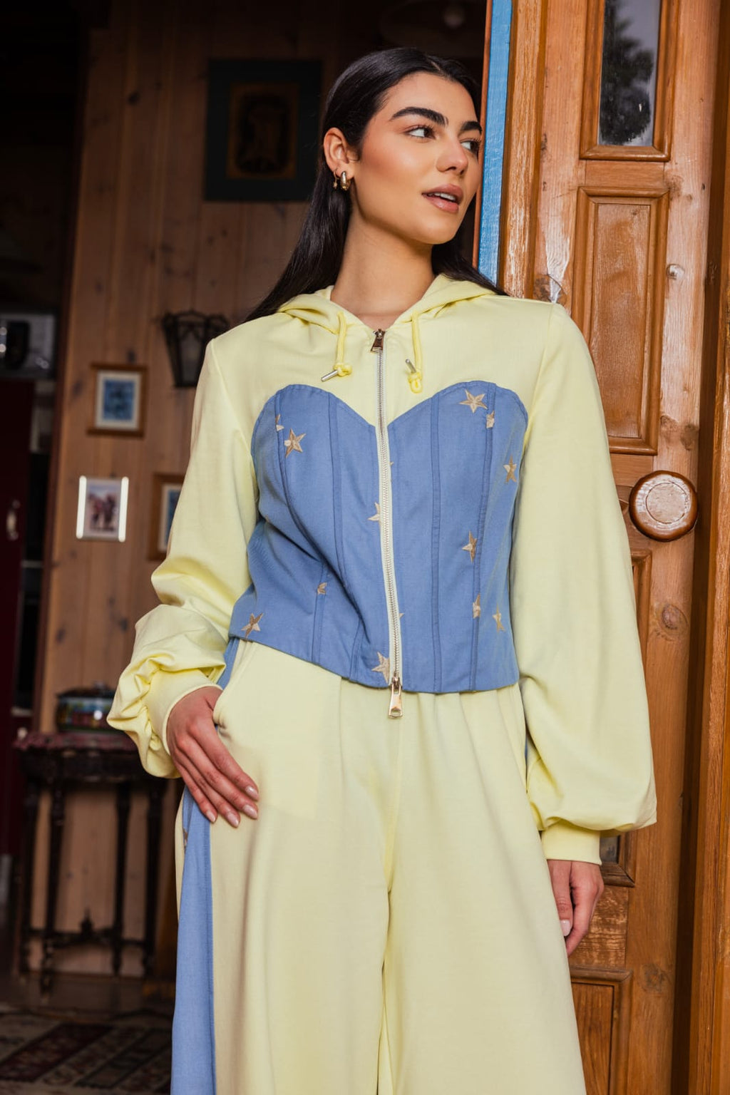 Star Vibe Suit yellow